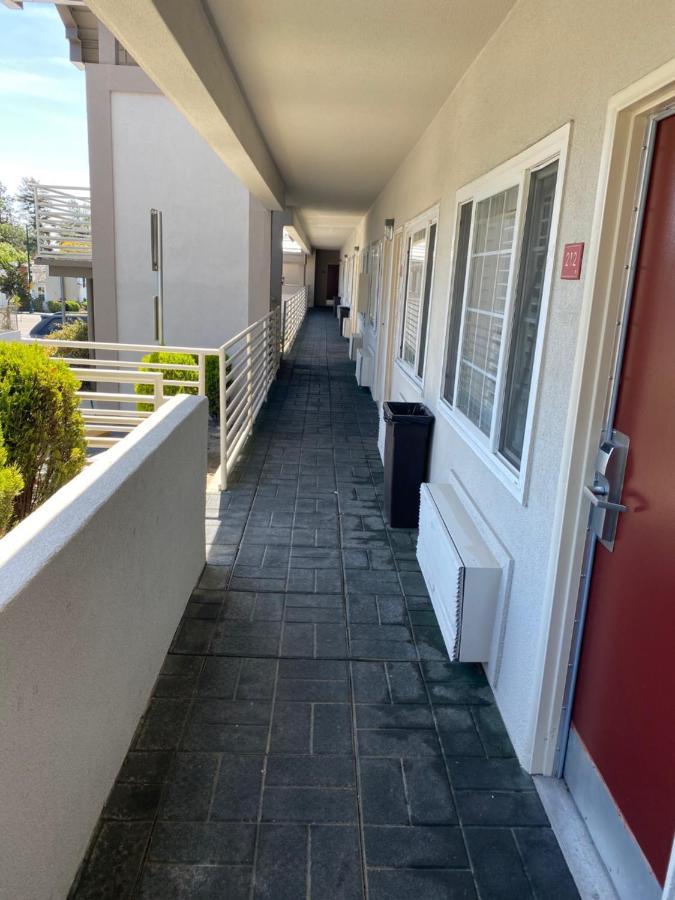 Hotel Budget Of